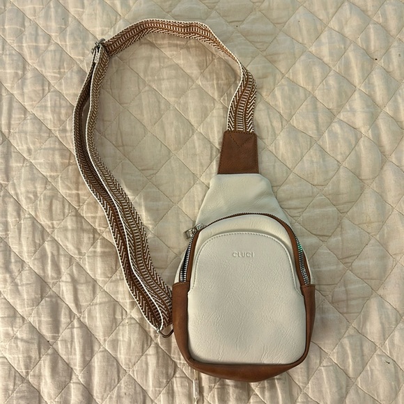 Cluci small crossbody - Picture 1 of 3